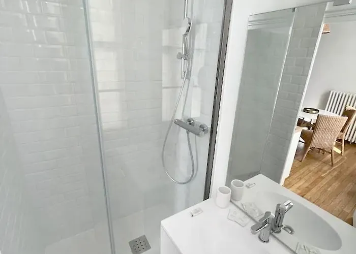 Le Philibert - 50m2, 4 Prs, 2 Ch - Proche Gare アパート ディジョン